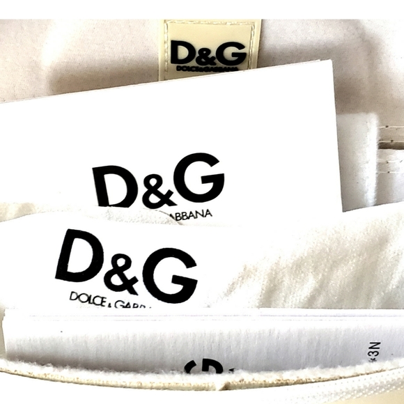 Dolce & Gabbana Tortoise Monogram Sunglasses - Picture 6 of 7